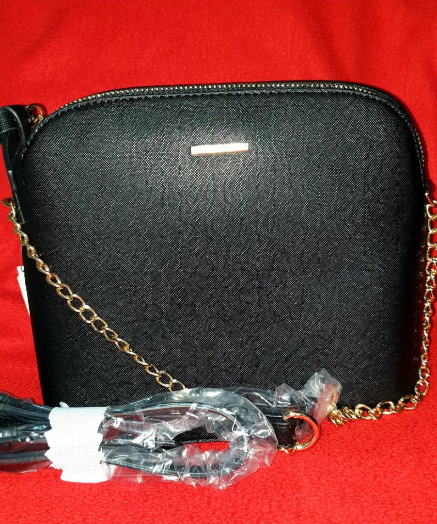 ALDO DOME SLING BAG Women s Fashion Bags Wallets Cross body Bags on Carousell