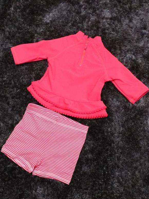 Baju Renang Bayi 6 9 Bulan Merk Mothercare Bayi Anak Baju Bayi Di Carousell