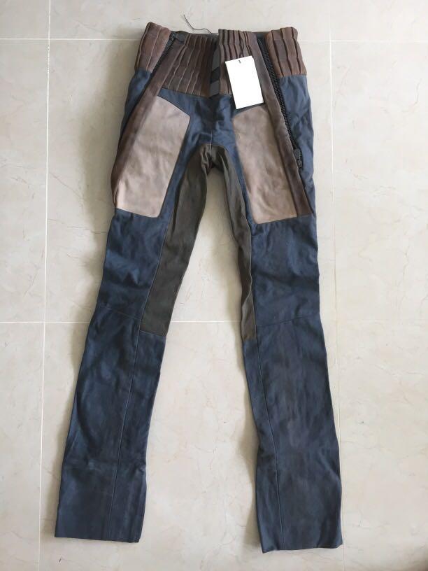 balenciaga pants tag