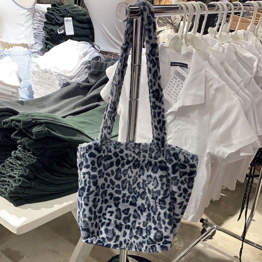 Brandy melville leopard discount bag