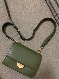 （分類：）位於 。 由 angelachann 提交（商品編號 1016105505，圖片 1）。簡介： 。