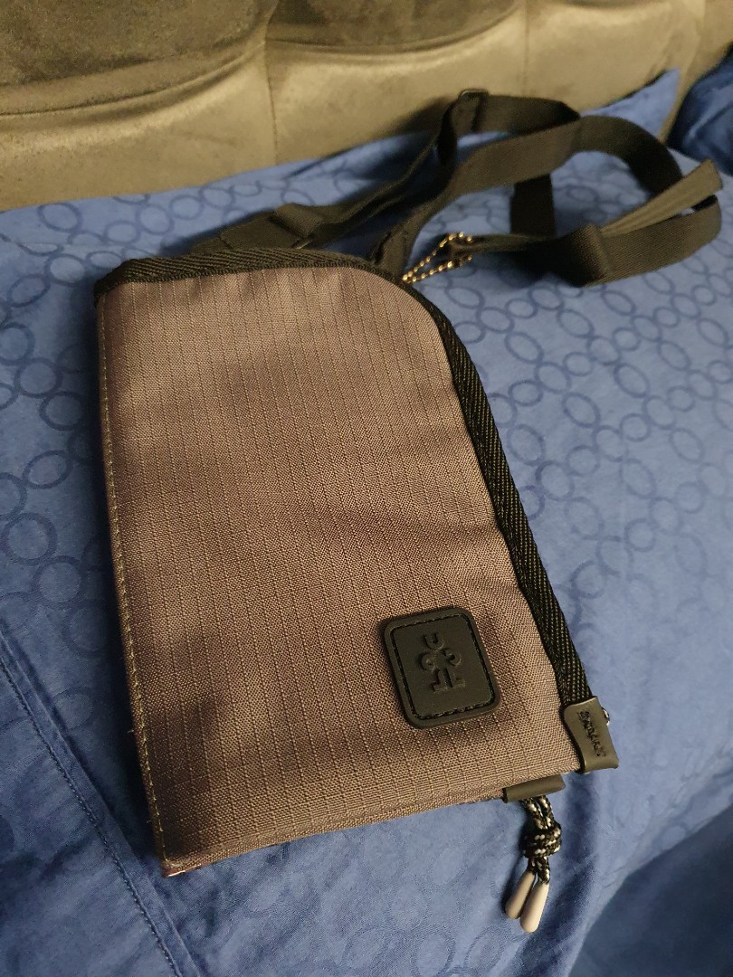 Crumpler The Garble Phone Pouch