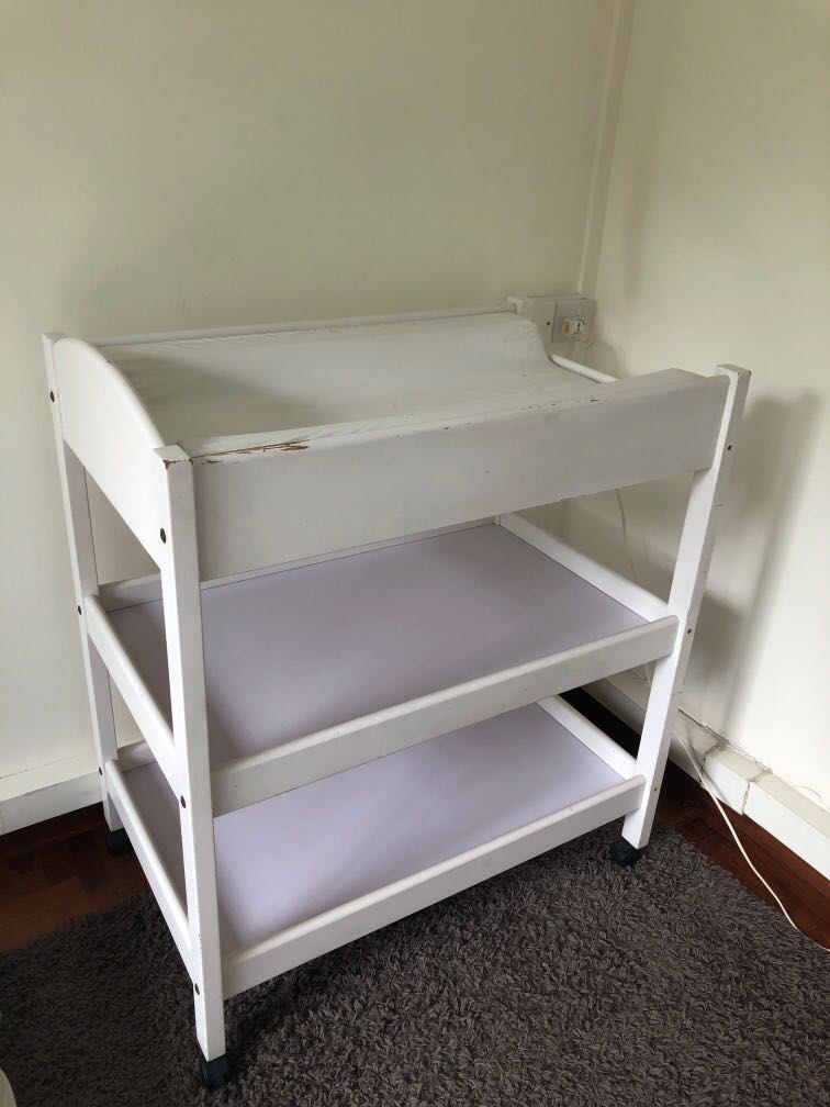 FREE Changing table, Babies & Kids, Cots & Cribs on Carousell