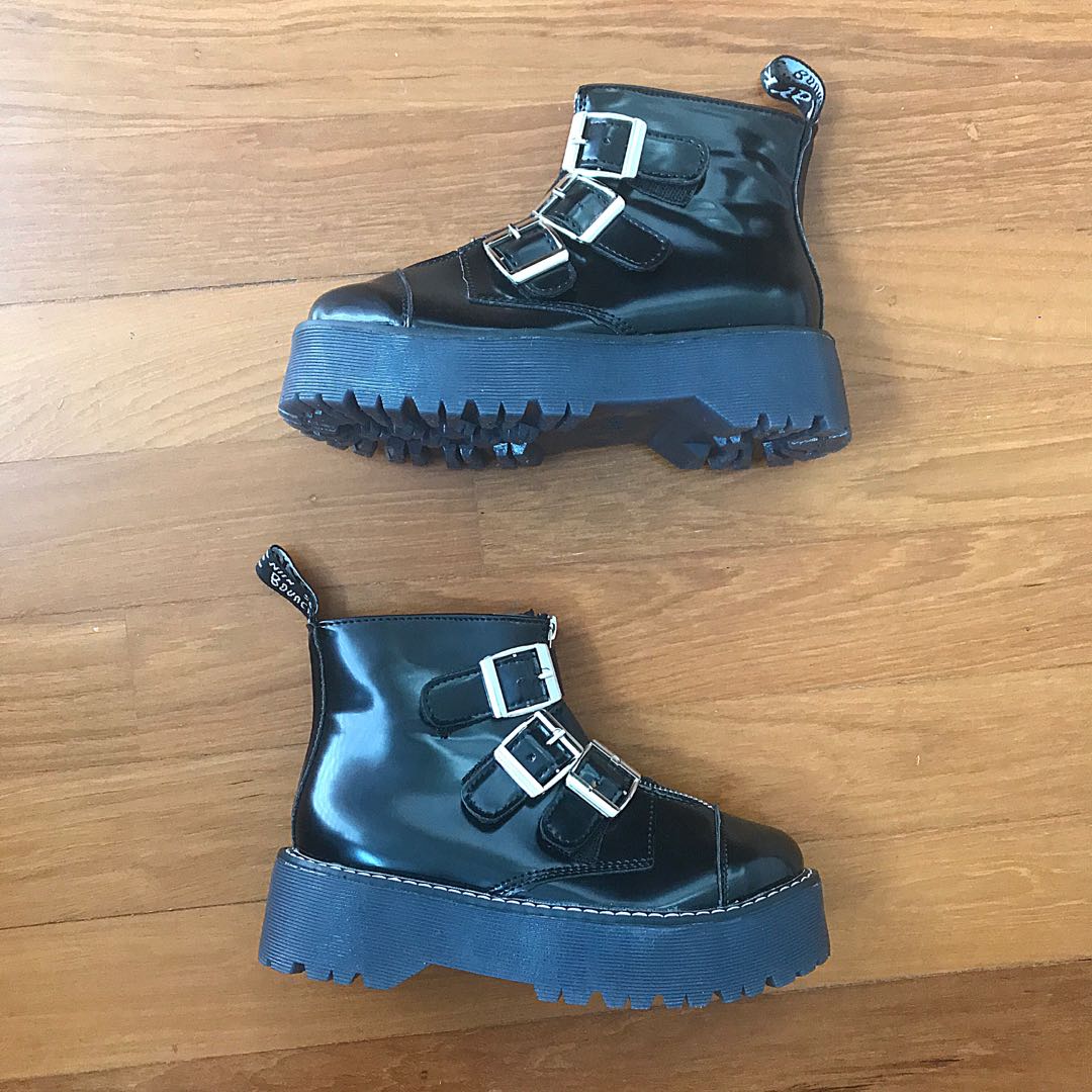 grunge black buckle platform boots 