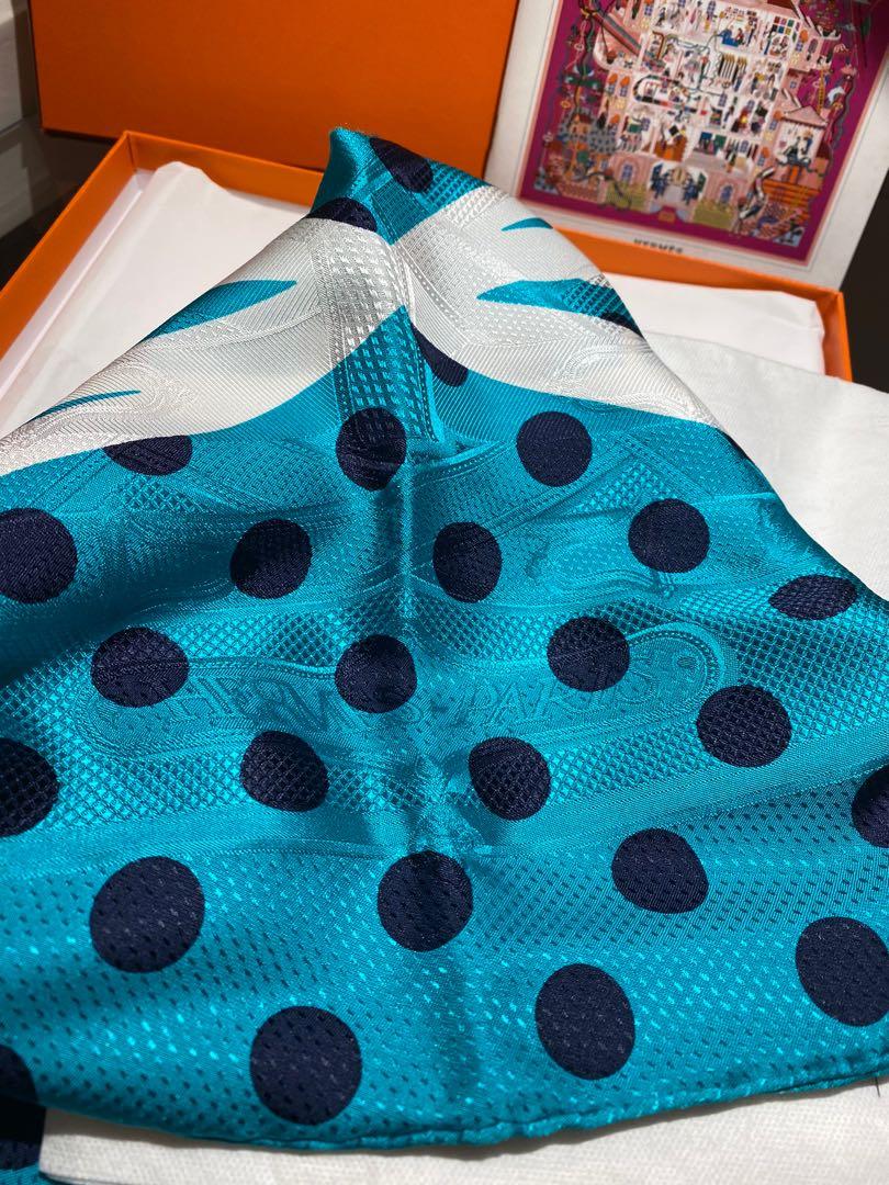 Hermes Scarf Silk (Category: Luxury Accessories) located in Manila. Submitted by buyauthentics (Listing ID 1016090661, Image 2). Description: Authentic Brand New Limited HERMES Scarf bought in Milan. Complete with original receipt, Box, paper bag and HERMES ribbon..