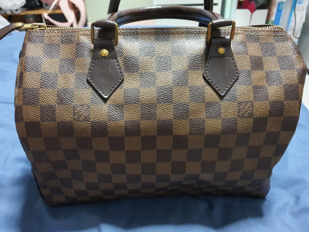 speedy 30 with shoulder strap