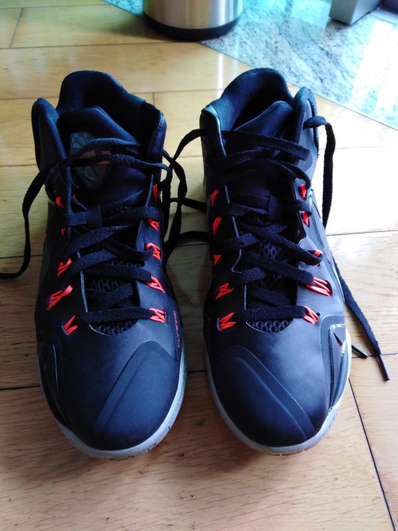 lebron james flywire shoes