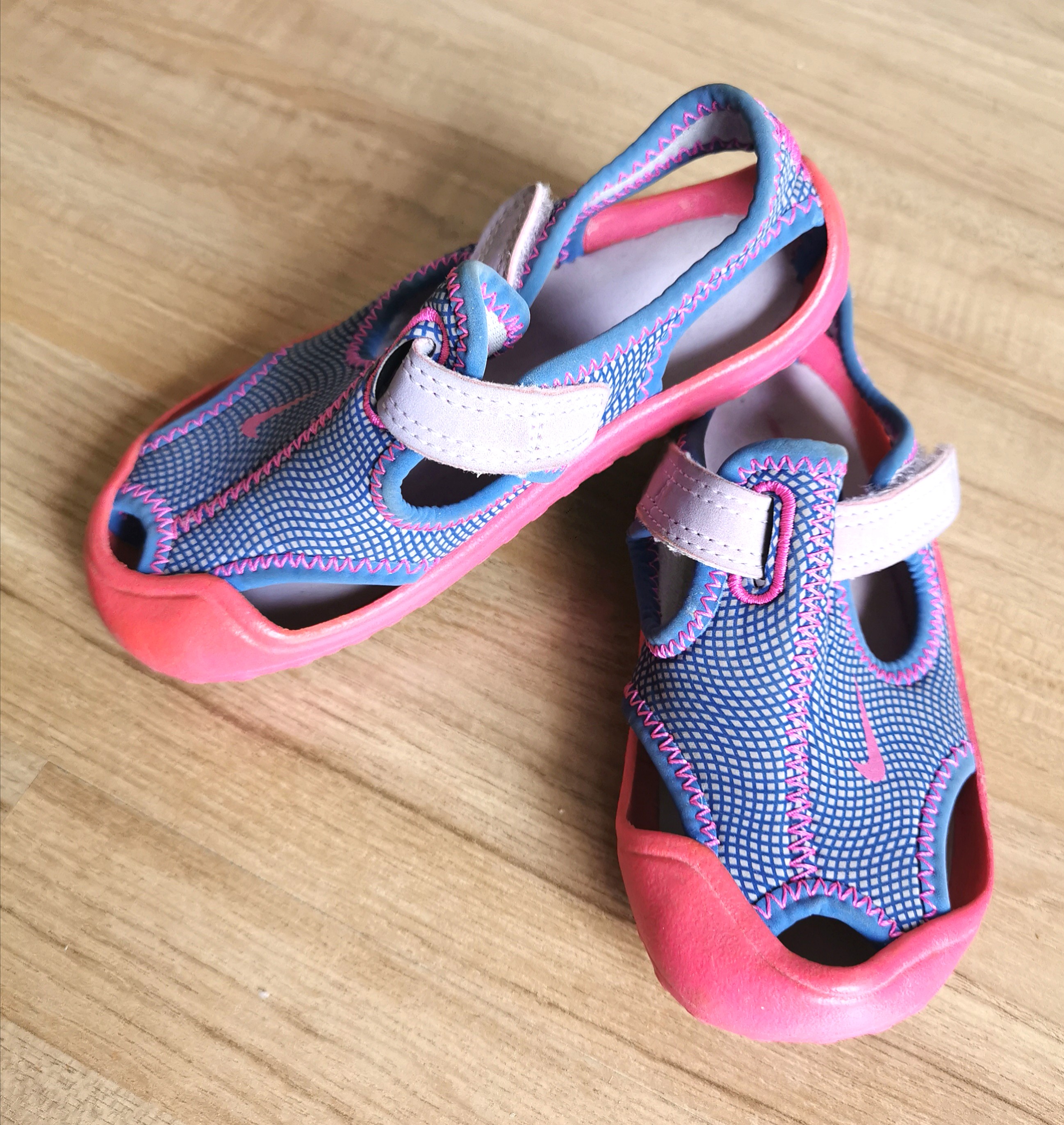 Nike Rubber Sandals for 2yo, Babies & Kids, Babies & Kids Fashion on ...