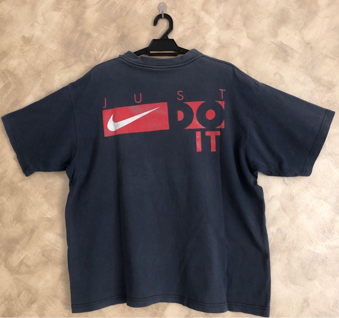 Vintage Y2K Nike Mini Swoosh Embroidered T-Shirt / Nike t Shirt / Vint –  LOST BOYS VINTAGE