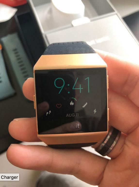 Fitbit cheap ionic bronze