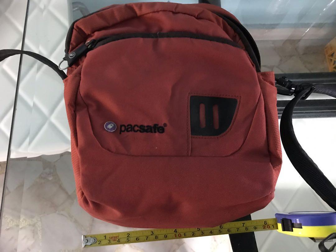 cut resistant travel bag