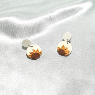 (Category: ) located in . Submitted by sincerelyeli.co (Listing ID 1016032729, Image 1). Description: .