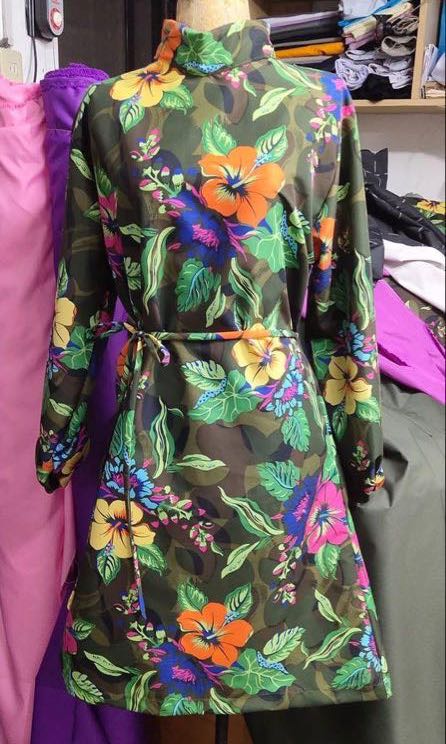microfiber lab gown