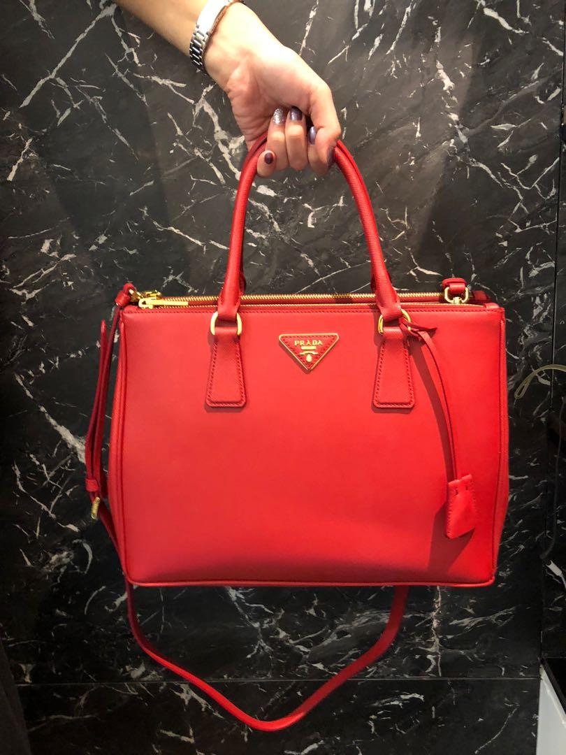prada galleria medium saffiano leather bag