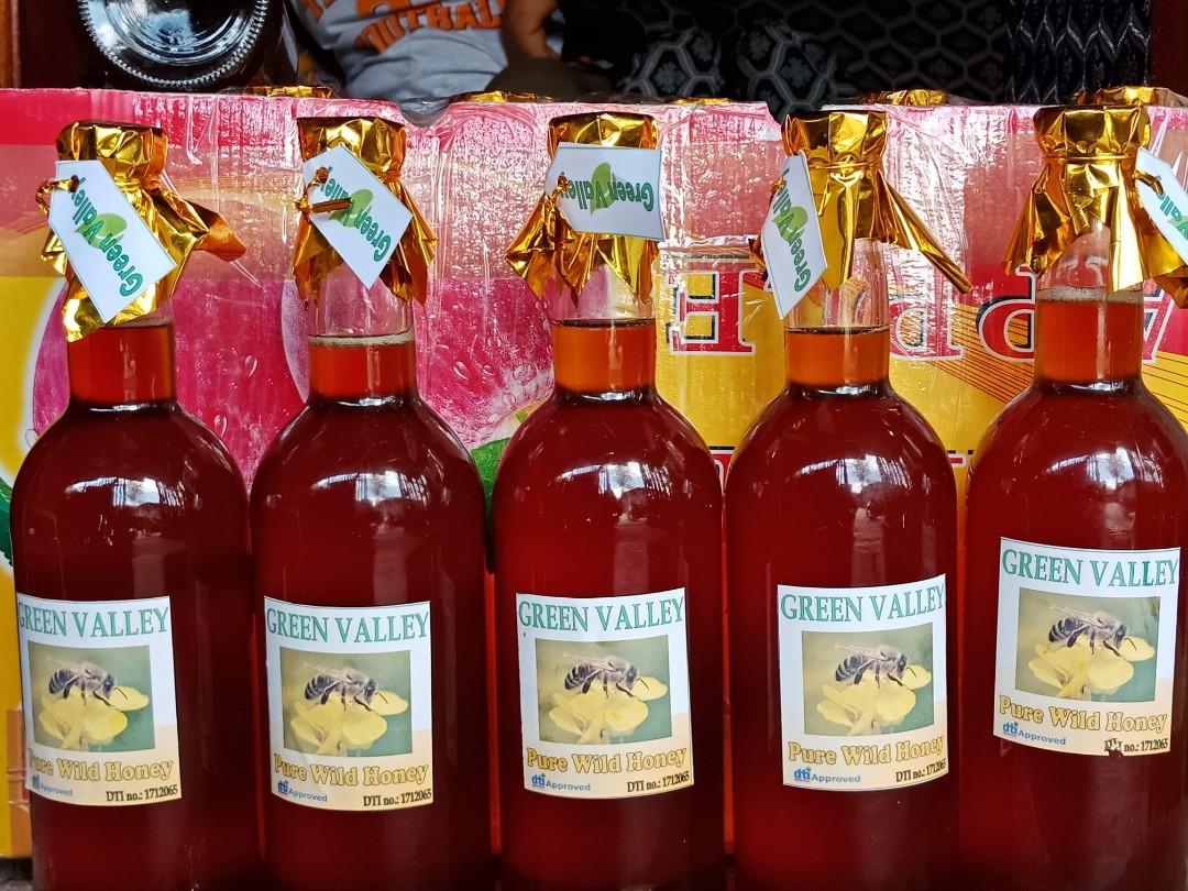 Pure Honey (Category: Health Food, Drinks & Tonics) located in Quezon City. Submitted by hershopphh (Listing ID 1016112064, Image 1). Description: 750ml.