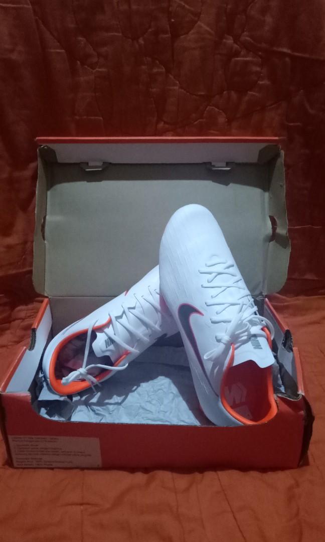 Sepatu Bola Nike Vapor 12 Pro FG 100 