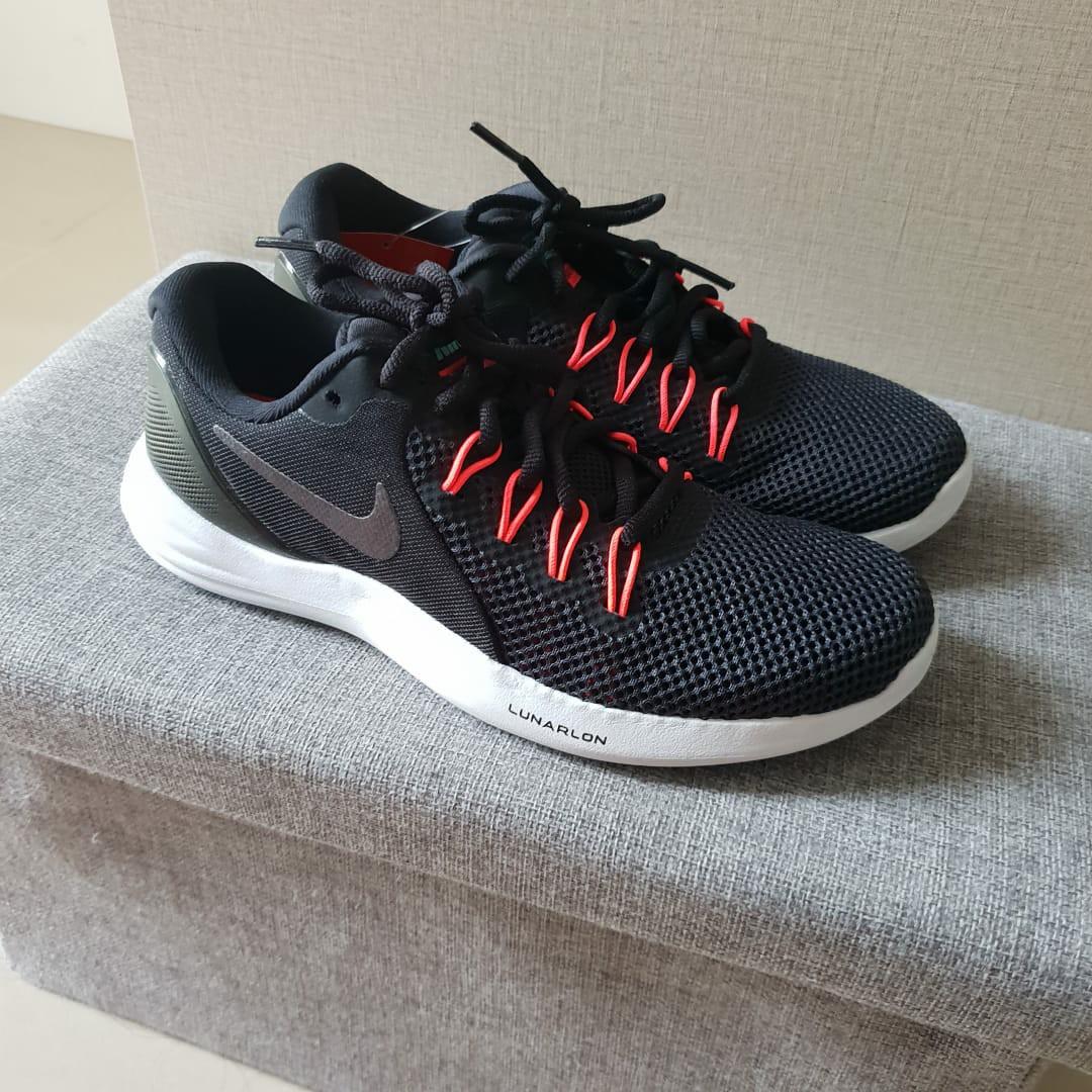 Sepatu 2025 nike lunar