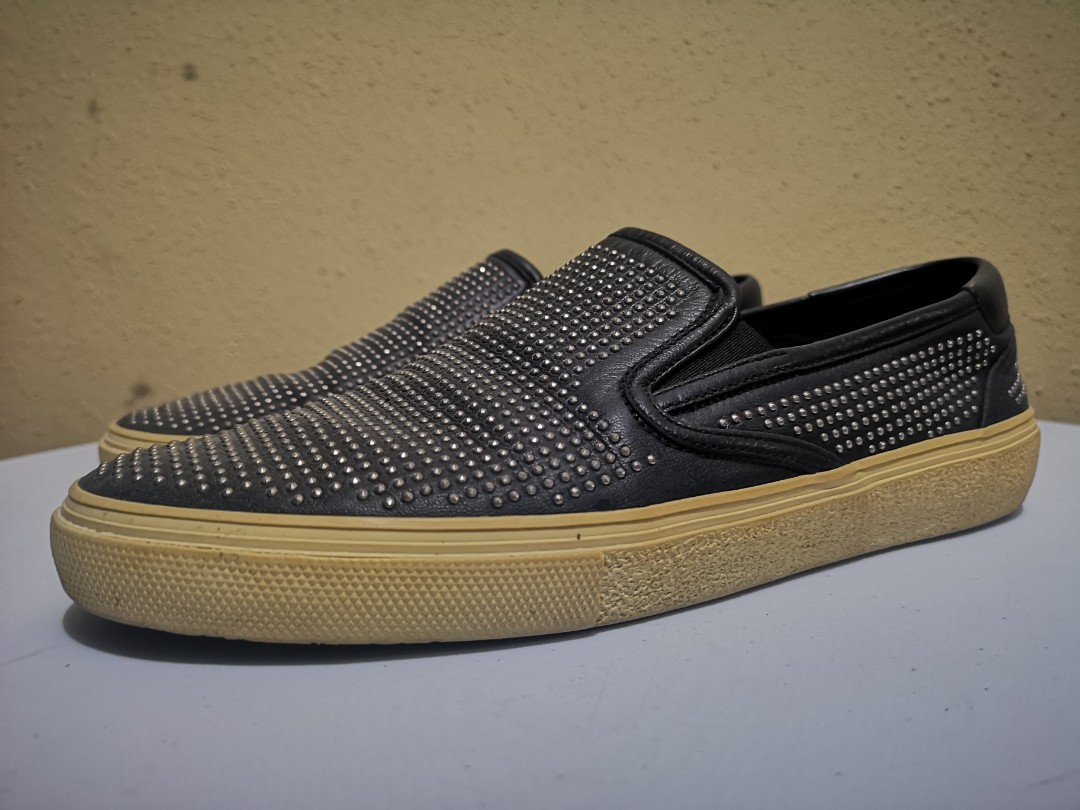studded slip on