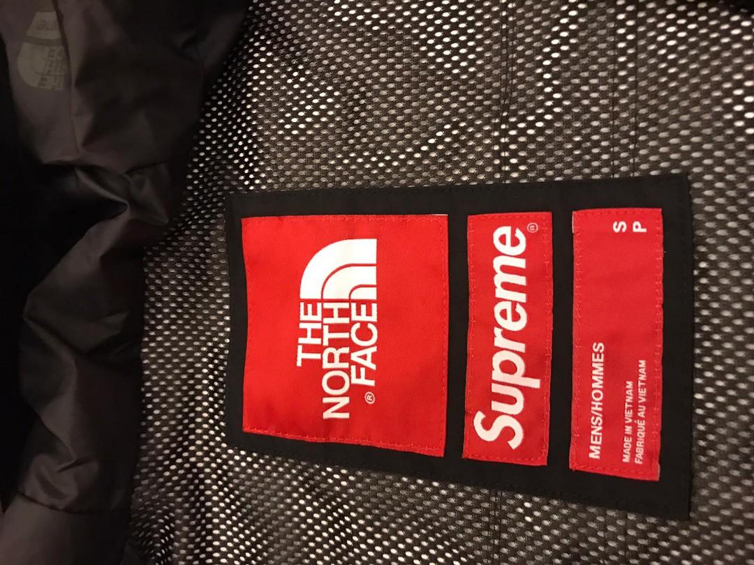 Supreme X The North Face Cargo Jacket Size S , 2020, 男裝, 外套及 
