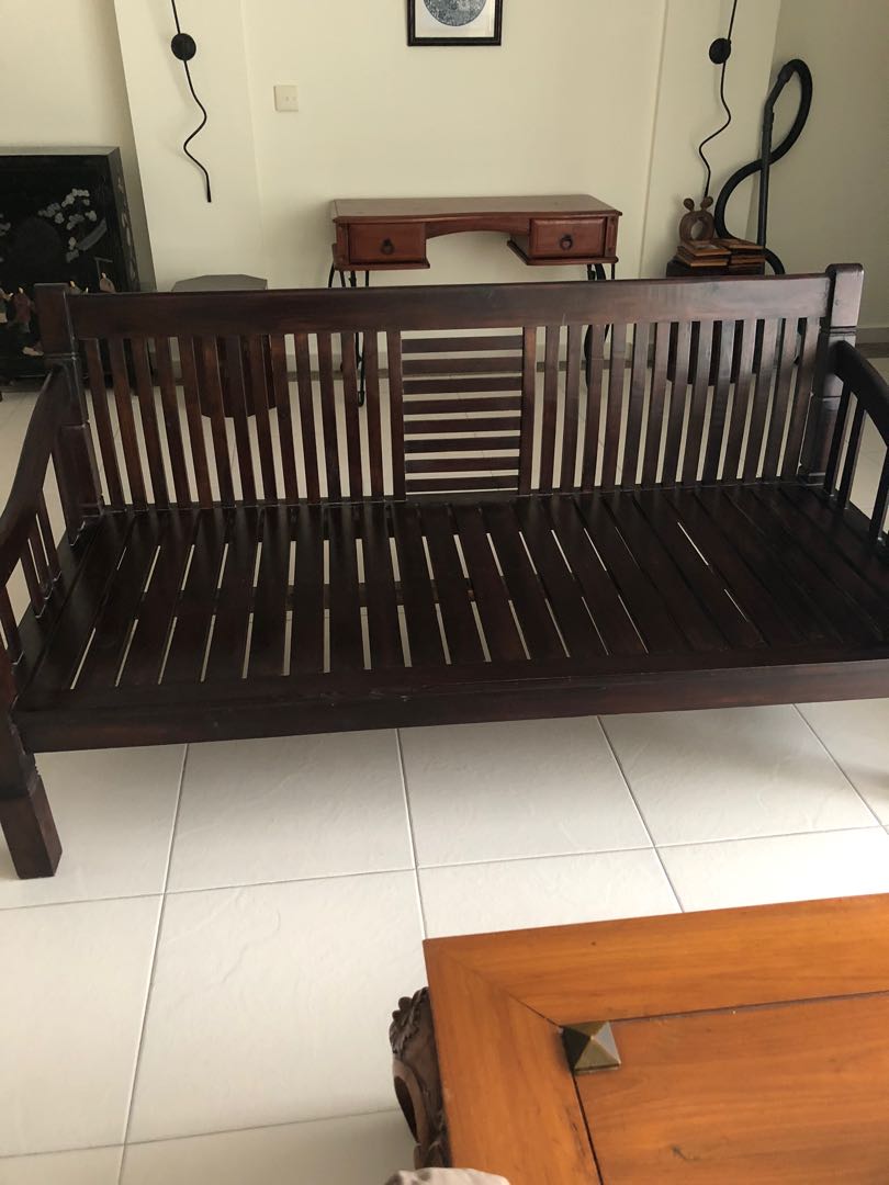 Used Daybed, Furniture & Home Living, Furniture, Sofas on Carousell
