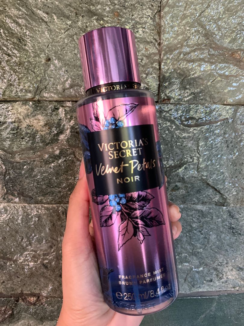 Noir Fragrance Mist Velvet Petals Noir Victoria Secret Review