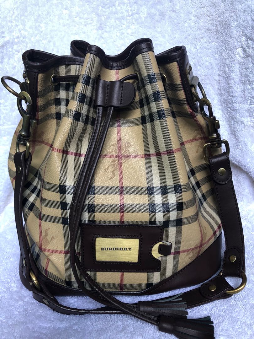 Vintage Burberry Bucket bag, Luxury, Bags & Wallets on Carousell
