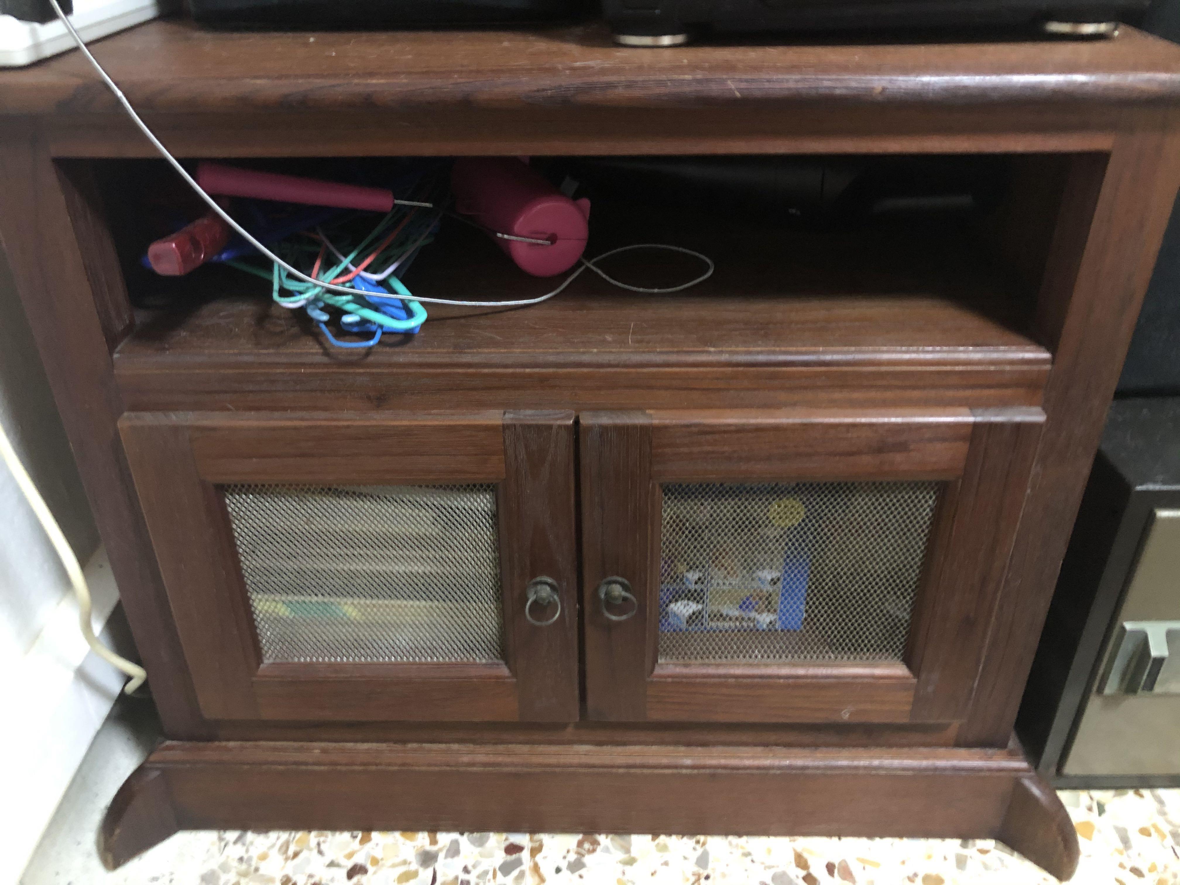 Moving Out Sale Vintage Teak Tv Cabinet Vintage Collectibles Vintage Collectibles On Carousell