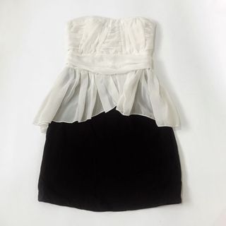 (Category: ) located in . Submitted by ly_style (Listing ID 1016089102, Image 1). Description: .