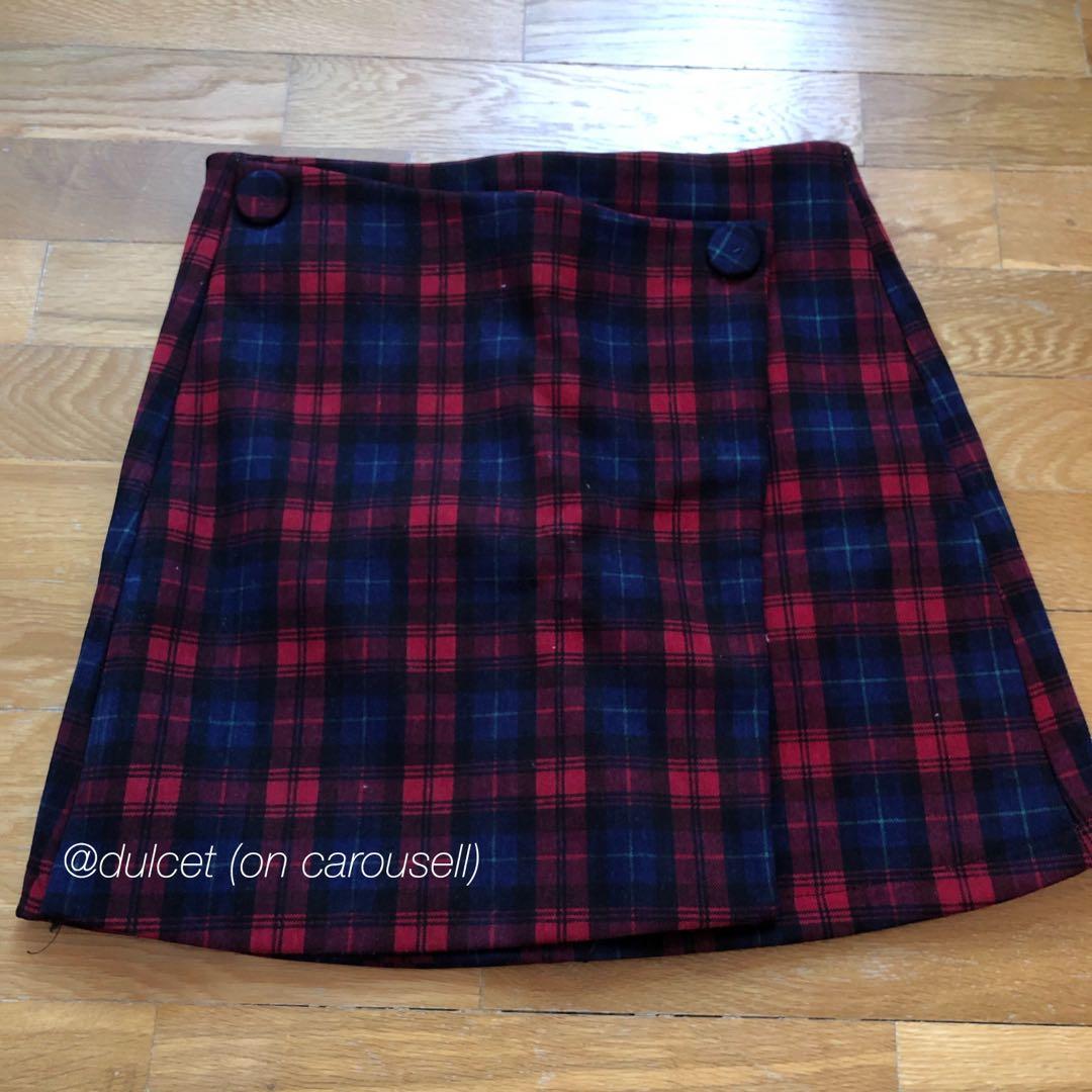 Checkered/Plaid/Tartan overlay skirt 