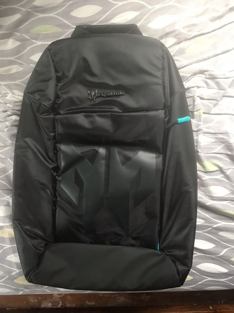 Predator helios top 300 backpack