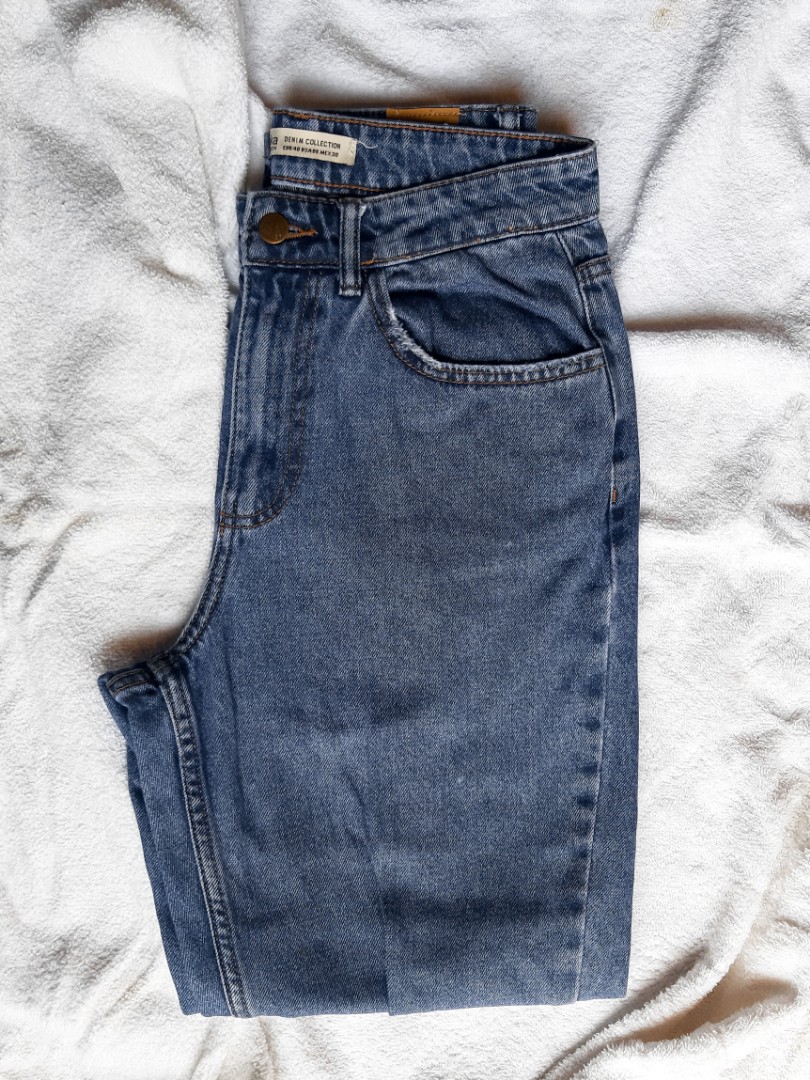 Bershka Vintage High-Waisted Mom Jeans, Women's Fashion, Bottoms, Jeans on  Carousell