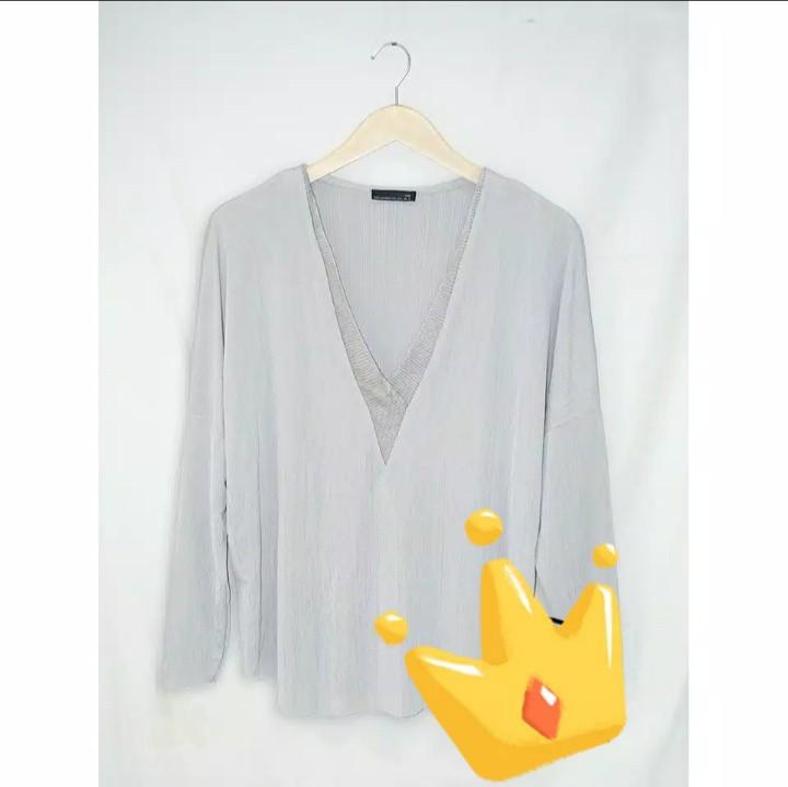 Blouse Zara Fesyen Wanita Pakaian Wanita Atasan Di Carousell