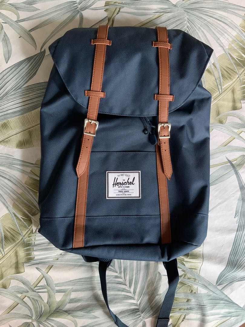 bag brand herschel