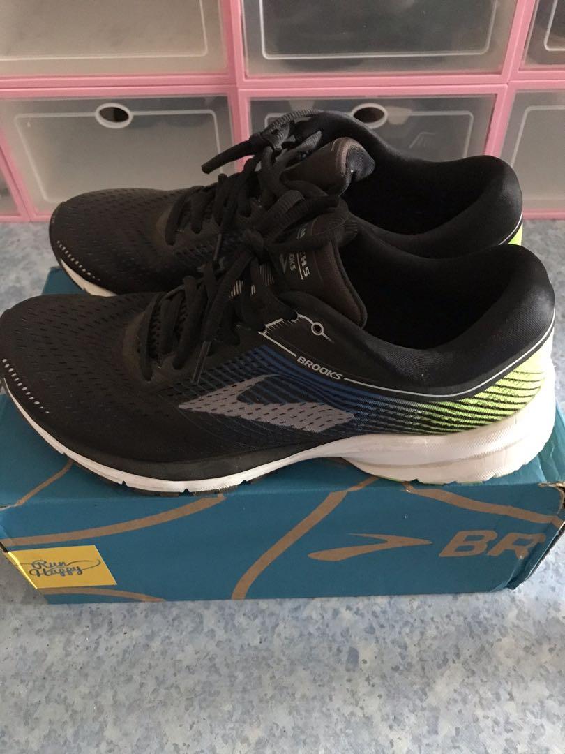 Brooks launch 5 online men's