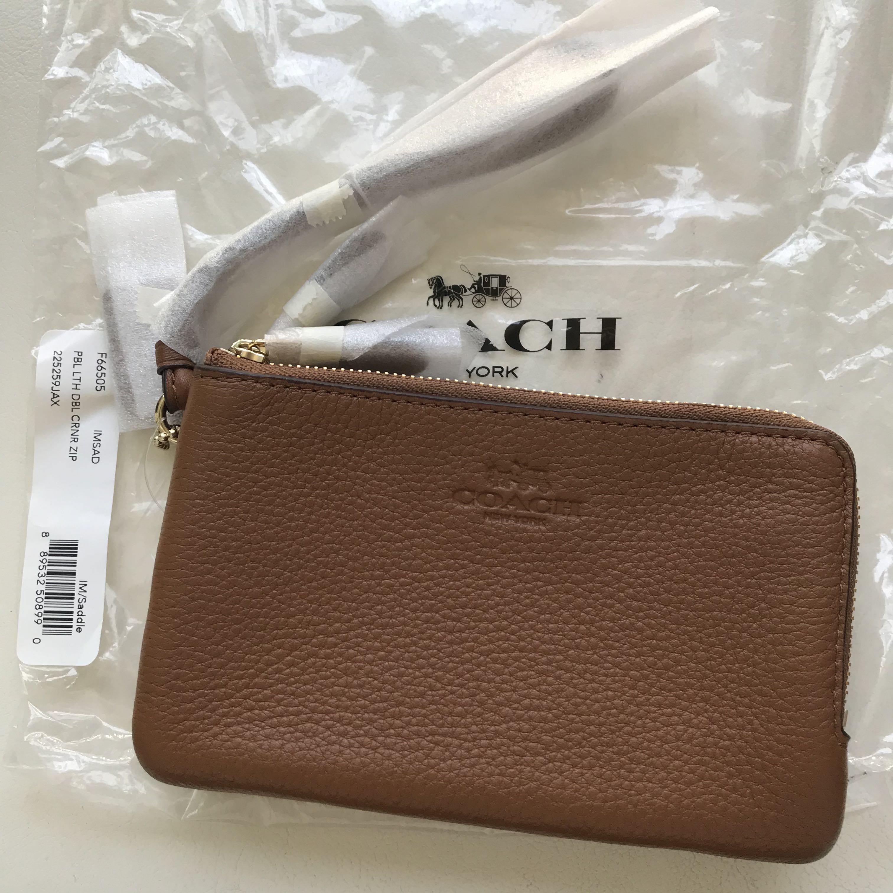 Coach Double Corner Zip Wristlet In Pebble Leather Style No F 名牌 袋 銀包 Carousell Coach Double Corner Zip Wristlet In Pebble Leather Style No F 名牌 袋 銀包 Carousell