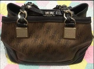 (Category: ) located in . Submitted by abbyluvs (Listing ID 1016335760, Image 1). Description: .