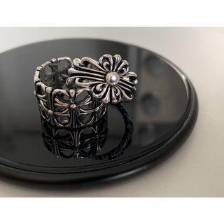 [DamnSavage] Floral Accent Silver Chrome Hearts Metal Ring / Rings Set