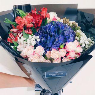 Designer series hydrangea bouquet DS029