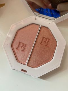 （分類：）位於 。 由 j0yce92 提交（商品編號 1016281381，圖片 1）。簡介： 。