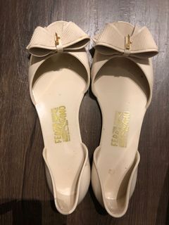 (Category: ) located in . Submitted by impulsiveshopperkl (Listing ID 1016390529, Image 1). Description: .