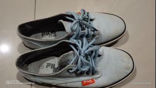 fila shoes size 5