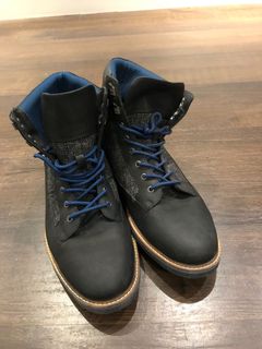 (Category: ) located in . Submitted by impulsiveshopperkl (Listing ID 1016395827, Image 1). Description: .
