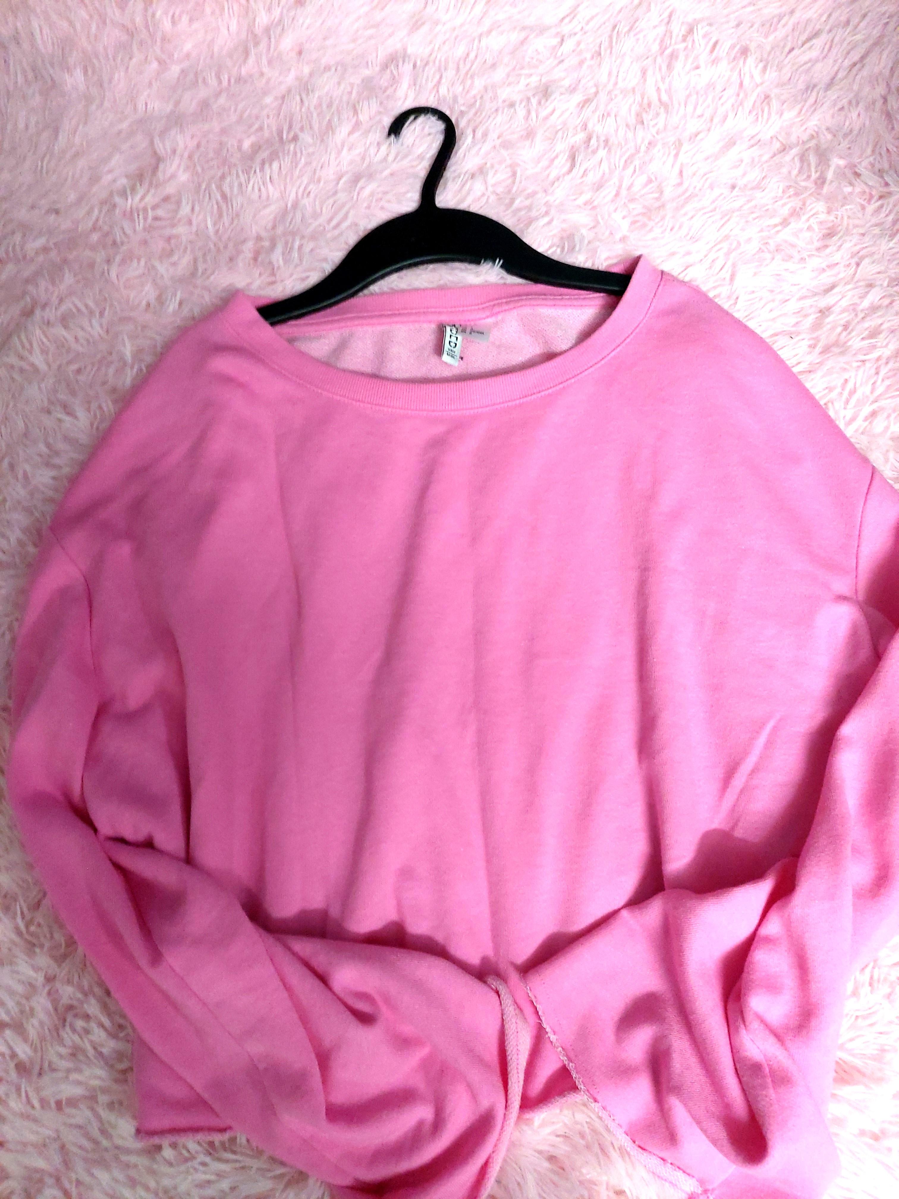 H M Pink Croptop Women S Fashion Clothes Others On Carousell