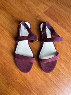 (Category: ) located in . Submitted by _secondhandshop (Listing ID 1016303429, Image 1). Description: .