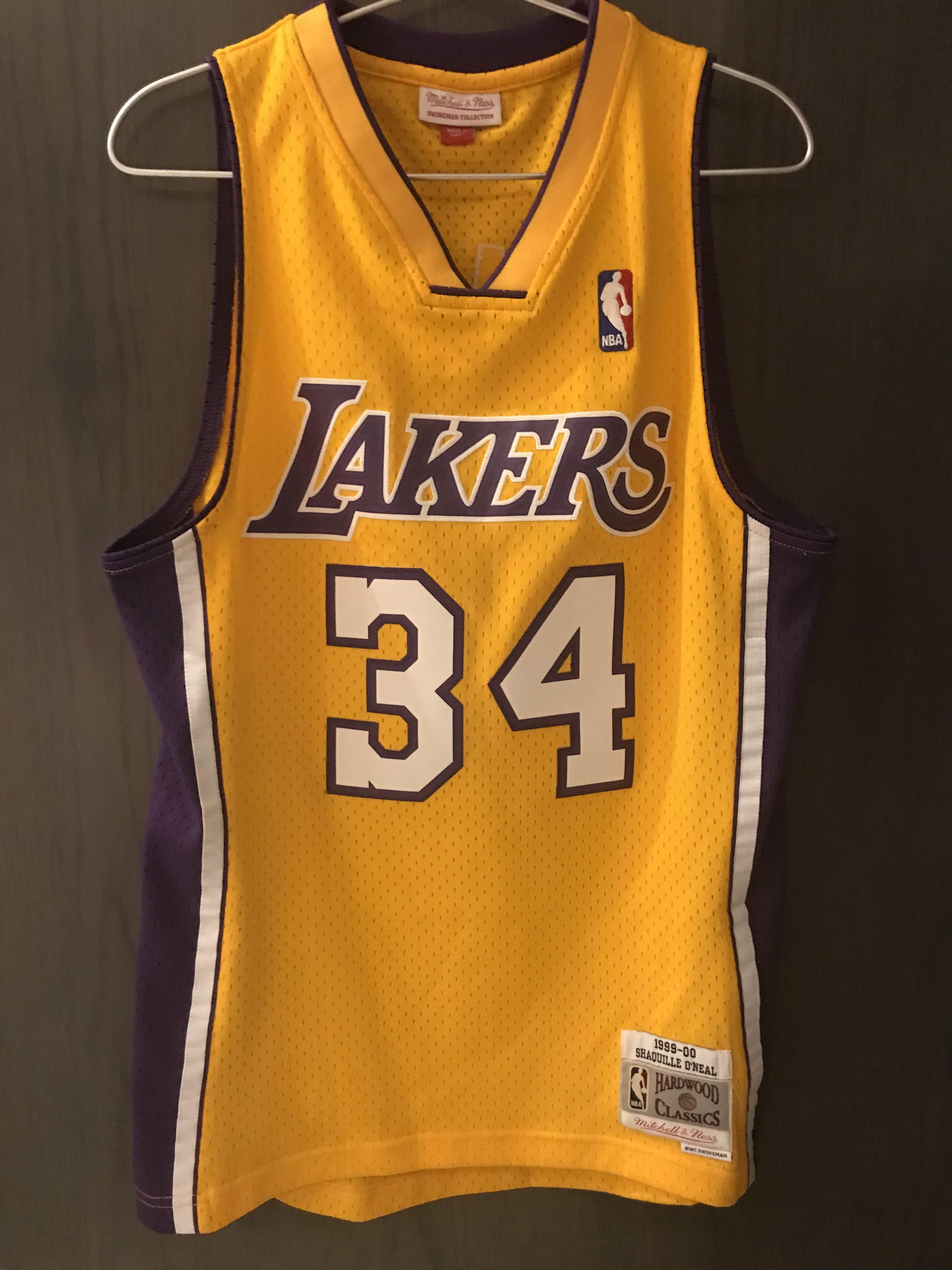 Instock NBA Los Angeles Lakers Kobe Bryant Sleeve Swingman Jersey, Men's  Fashion, Activewear on Carousell