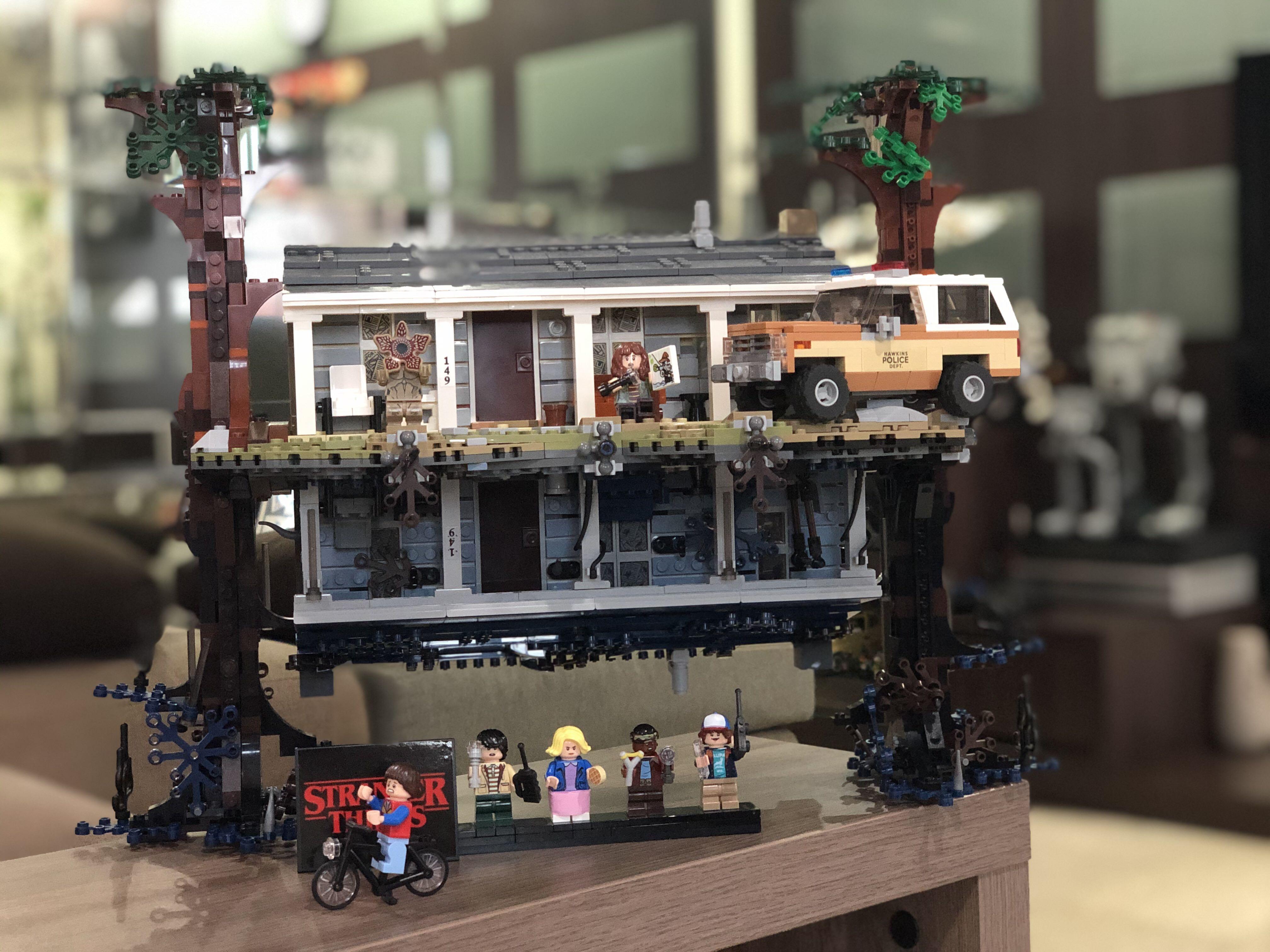 Acrylic Display Case for LEGO Upside Down (Stranger Things)