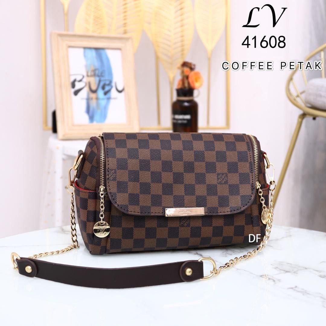 LV 3 in 1 Sling Shoulder Bag, Women's Fashion, Bags & Wallets, Purses &  Pouches on Carousell