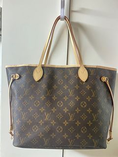 由 vuitton (刊登 ID 1016288839，圖片 1) 提交，位於 的 (類別：)，說明：。