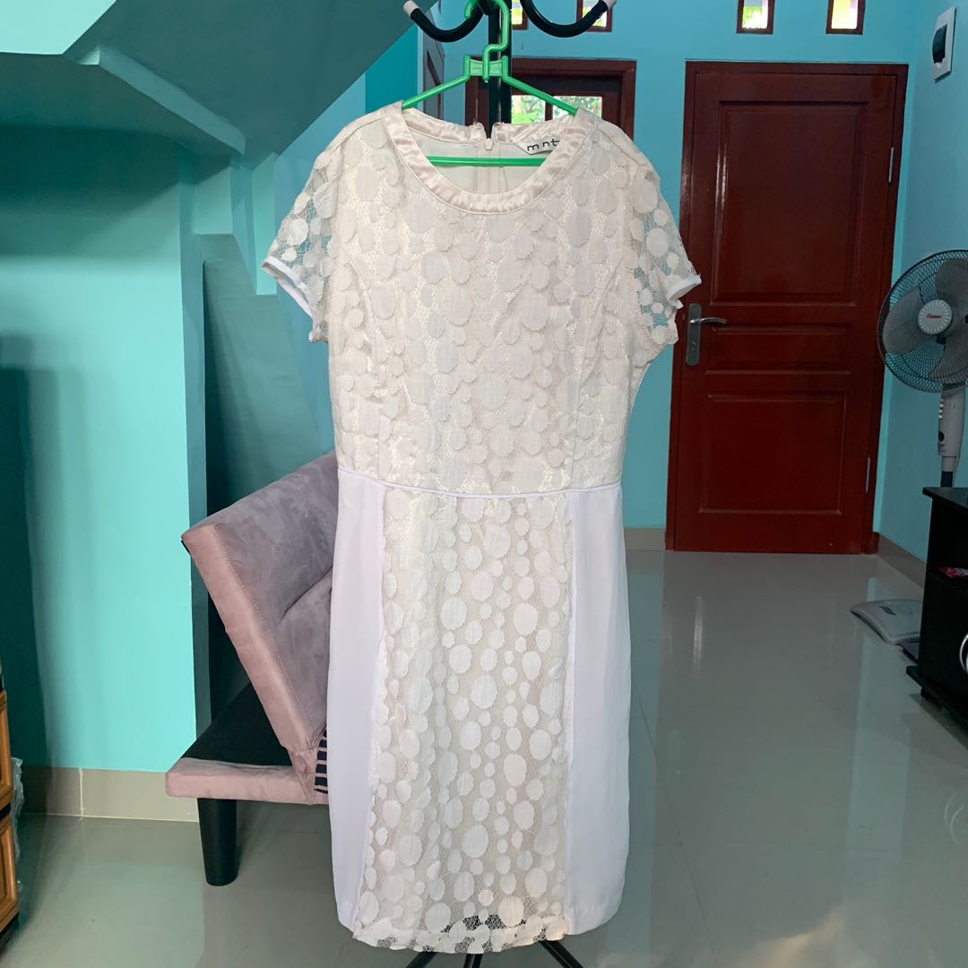 Mint White Mini Dress, Fesyen Wanita, Pakaian Wanita, Gaun & Rok di ...