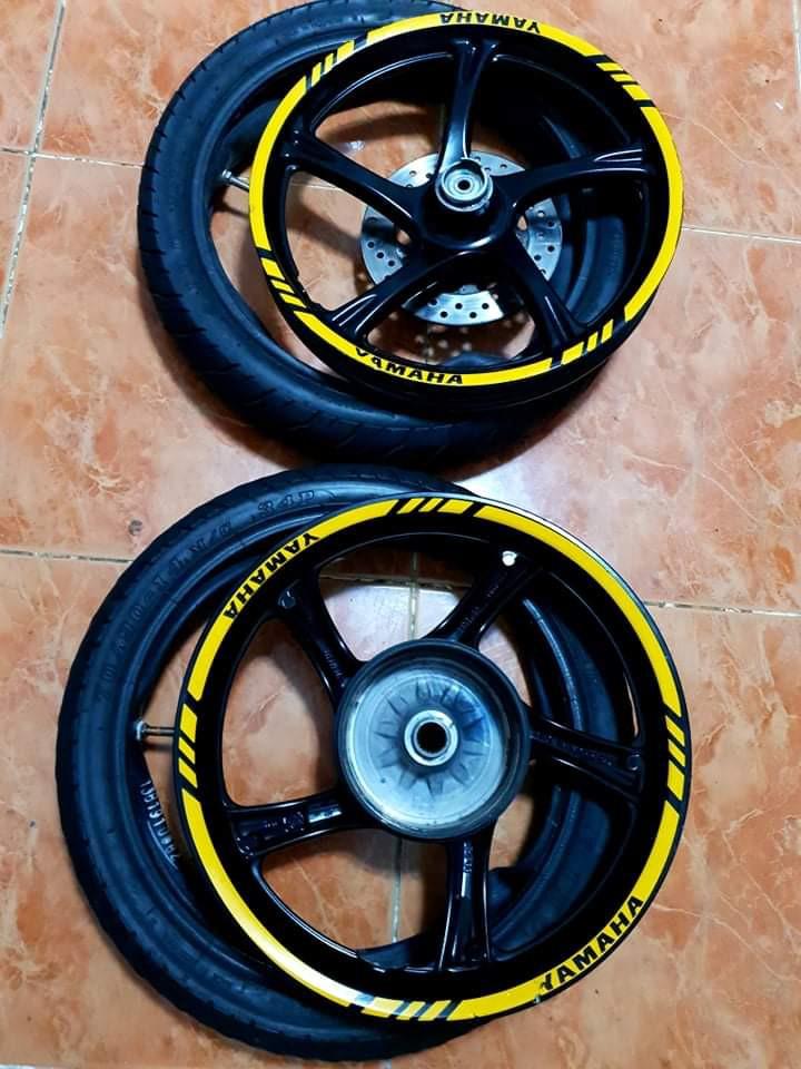 MIO i 125 stock Mags and Tires,disk and